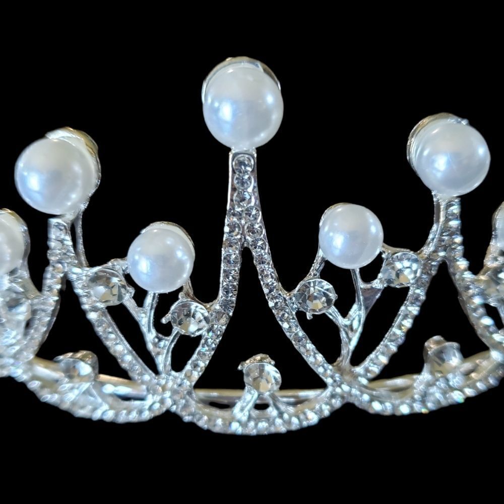 Wedding tiera silver tone, pearls and rhinestones. - Picture 2 of 3